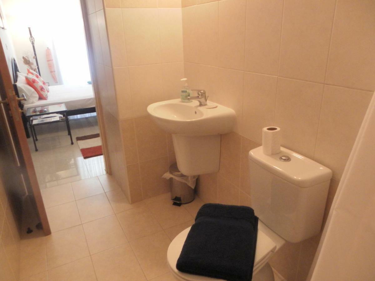 Studio, E104 With Double Bed, Kitchen & Shower Room, Sunny Balcony Peyia Exterior photo